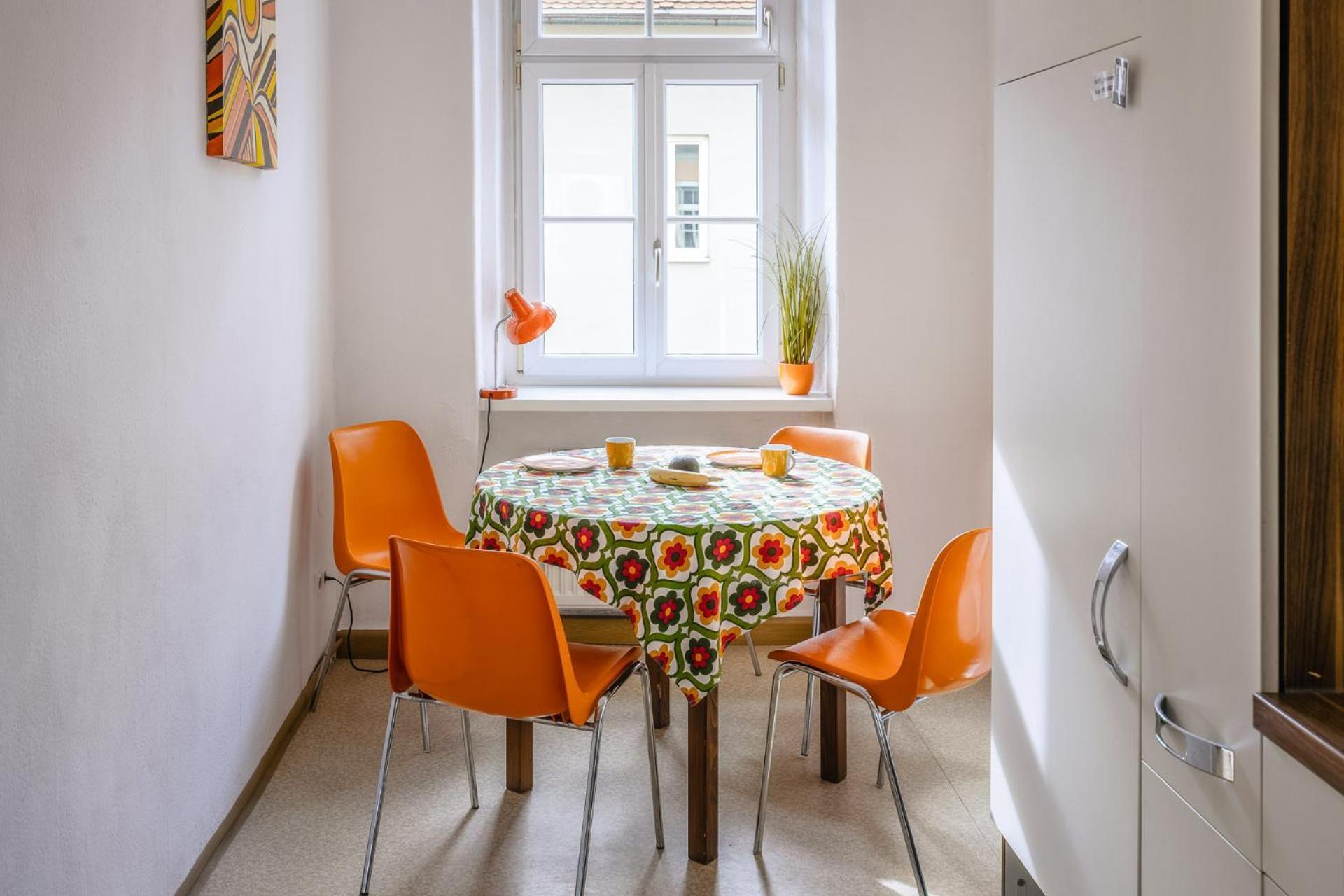 Appartement Sunny Citycenter - Main Station *